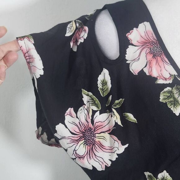 Band of Gypsies Black and Pink Floral Boho Crop Top Sz Small NWT Black Crop Top - Picture 3 of 10